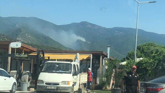 Son Dakika: Kazdağları'nda orman yangını! Edremit'teki yangına havadan ve karadan müdahale devam ediyor Son Dakika: Kazdağları'nda orman yangını! Edremit'teki yangına havadan ve karadan müdahale devam ediyor