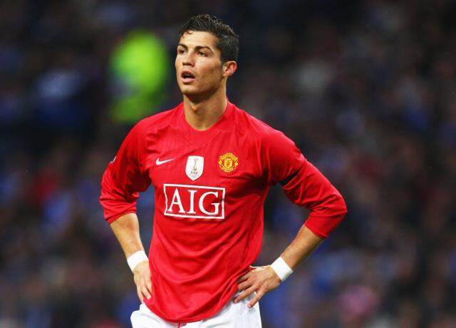 Cristiano Ronaldo, 'Asla oynamam' dediği Manchester City'ye transfer oluyor Cristiano Ronaldo, 'Asla oynamam' dediği Manchester City'ye transfer oluyor