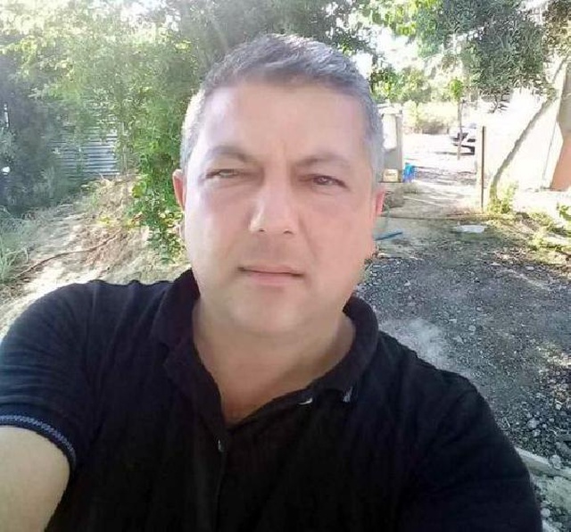 Dolmuş şoförünün özel halk otobüsünün çarpmasıyla öldüğü kaza kamerada Dolmuş şoförünün özel halk otobüsünün çarpmasıyla öldüğü kaza kamerada