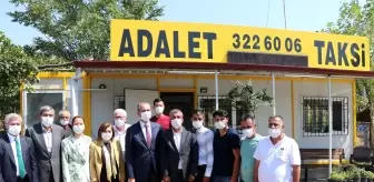 Bakan Gül, taksicilerin sorunlarını dinledi