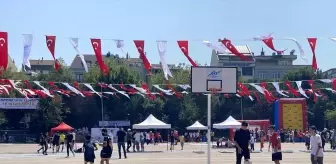 Son dakika haberi | Sultangazili çocuklar okulların açılmasına sayılı günler kala doyasıya eğlendi