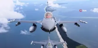 Türk F-16'ları Polonya semalarında