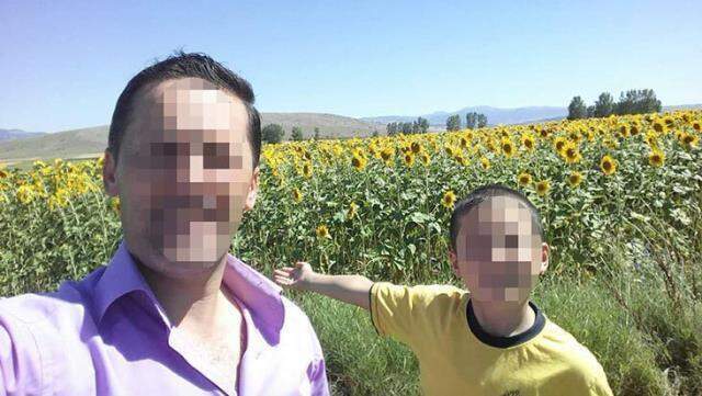 Ailesine kurşun yağdıran 14 yaşındaki çocuktan ilginç savunma: Annem beni sevmiyordu, içimde kin biriktirmeme neden oldu Ailesine kurşun yağdıran 14 yaşındaki çocuktan ilginç savunma: Annem beni sevmiyordu, içimde kin biriktirmeme neden oldu