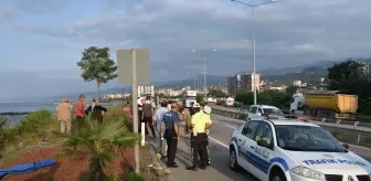 Giresun'da kamyonet kaldırımda fındık kurutanlara çarptı: 1 ölü, 2 yaralı