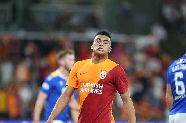 Bordeaux'a imza atmak için Fransa'ya giden Mostafa, Galatasaray'a geri döndü