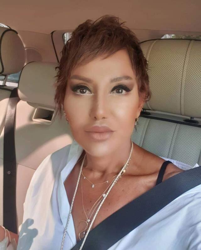 Canlı yayında konuşmakta zorlanan Serap Paköz, 'Estetikten konuşamıyor' iddiasına sert çıkıştı