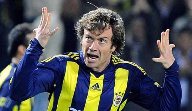 Futbolcular, Fenerbahçe'den peş peşe ayrılıyor! Lemos da Belçika'ya gönderildi