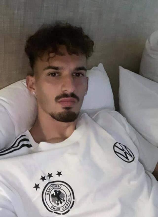 Her şeyleri aynı! Fenerbahçe, Altay Bayındır'ın kopyasını transfer etti