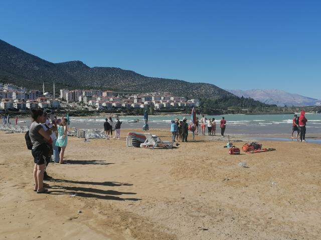 14 yaşındaki çocuk, serinlemek için girdiği gölde boğuldu 14 yaşındaki çocuk, serinlemek için girdiği gölde boğuldu