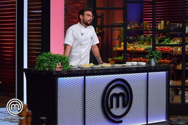 Danilo Zanna, MasterChef'in çekimlerini yarıda bırakarak gitti! İlk açıklama Mehmet Yalçınkaya'dan geldi Danilo Zanna, MasterChef'in çekimlerini yarıda bırakarak gitti! İlk açıklama Mehmet Yalçınkaya'dan geldi