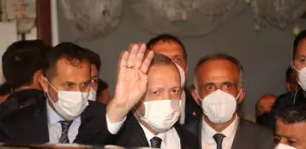 Cumhurbaşkanı Erdoğan AK Parti Güneysu İlçe Başkanlığı'nı ziyaret etti