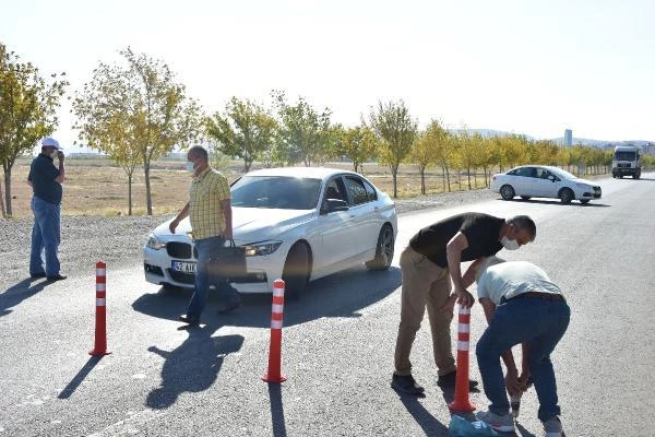 Almanya'da yaşayan Türk vatandaşı, Konya'daki arsasından geçen yolu kapattı