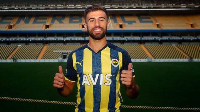 Fenerbahçe'nin yeni yıldızı Diego Rossi'yi, Galatasaraylı Muslera ikna etti