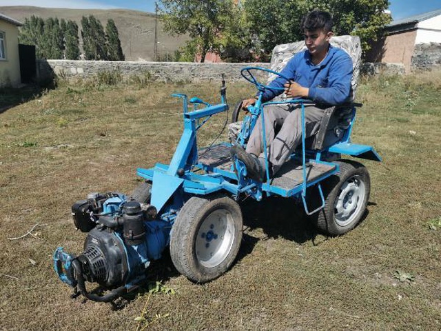 17 yaşındaki genç, hurdadan topladığı malzemelerle ATV yaptı