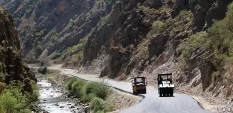 Van Büyükşehir, Çatak'ta 37 yerleşim yerinin 50 yıllık yol sorununu çözdü