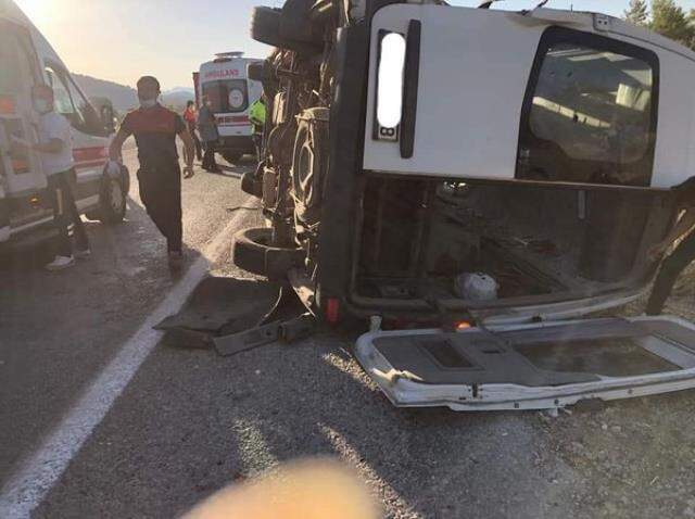 Son Dakika! Muğla'da turistleri taşıyan otobüs ile öğrenci servisi çarpıştı: Ölü ve yaralılar var Son Dakika! Muğla'da turistleri taşıyan otobüs ile öğrenci servisi çarpıştı: Ölü ve yaralılar var