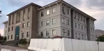 KAHRAMANMARAŞ - 'Sosyal market' projesiyle 6 bin kişiye kıyafet dağıtılacak