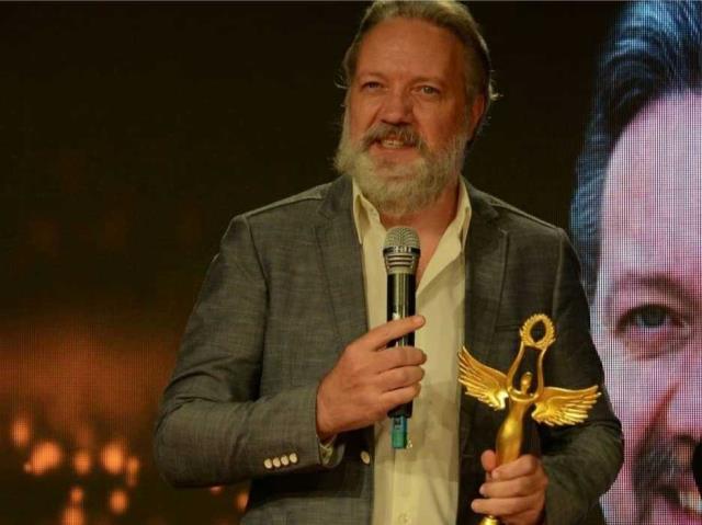 Altın Melek Ödülleri'nde Yılın En İyi Youtube Programı Sunucusu ödülüne Ahmet Furkan Başdemir layık görüldü