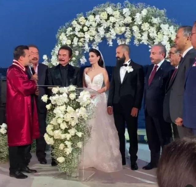 Orhan Gencebay'ın oğlu Gökhan Gencebay, Seda Han ile evlendi