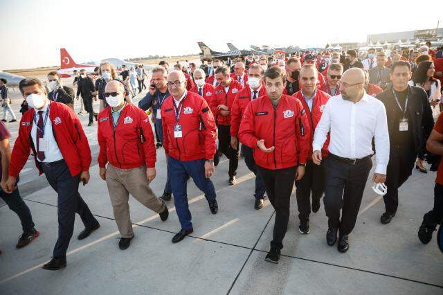 Selçuk Bayraktar: TEKNOFEST dünyada açık ara farkla rekor şekilde başvuru aldı Selçuk Bayraktar: TEKNOFEST dünyada açık ara farkla rekor şekilde başvuru aldı