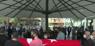 Son dakika haberi! BALIKESİR - İçişleri Bakanı Soylu, Balıkesir'de AK Parti'li Aydemir'in babasının cenaze törenine katıldı