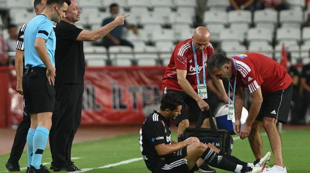 Bu akşam Adana Demir maçına çıkacak Beşiktaş'ta 6 sakat var! Sergen Yalçın ilk 11 çıkarmakta zorlanıyor