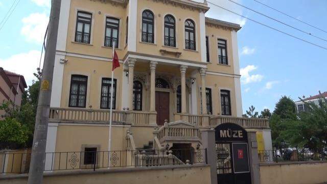 3 bin yıllık kafatasında bulunan ameliyat izi, görenlerin ilgisini çekiyor 3 bin yıllık kafatasında bulunan ameliyat izi, görenlerin ilgisini çekiyor