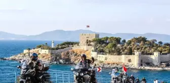 Kuşadası'nda motosiklet korteji düzenlendi