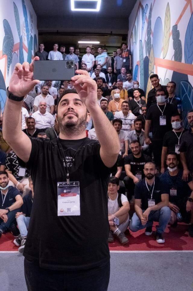 R10.net'in Yönetim Kurulu Başkanı Coşkun Çetin: Gelecek için yazılıma, dijital işlere daha fazla ağırlık vermemizin önemi büyük