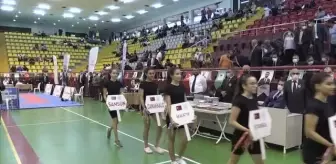 Türkiye Büyükler ve Veteranlar Karate Şampiyonası devam ediyor