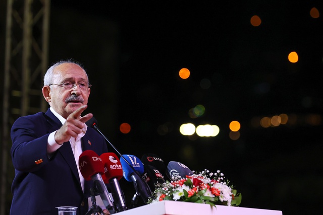 Kılıçdaroğlu'ndan 'Göster cep telefonunu' tepkisi Kılıçdaroğlu'ndan 'Göster cep telefonunu' tepkisi