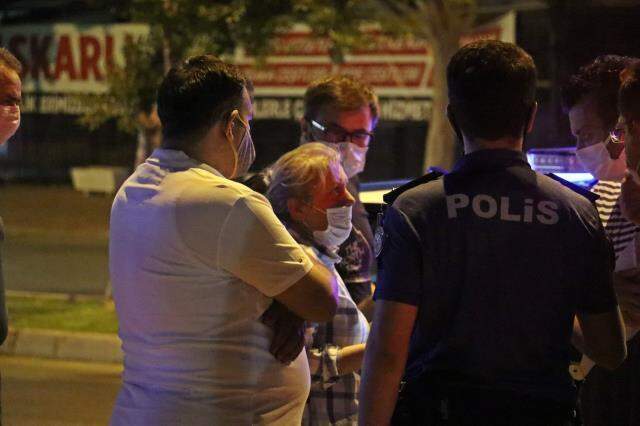 Direksiyon başında şüpheli ölüm! Etraftaki vatandaşları cesedi görmek için birbiriyle yarıştı Direksiyon başında şüpheli ölüm! Etraftaki vatandaşları cesedi görmek için birbiriyle yarıştı
