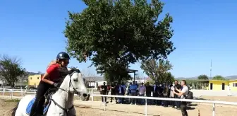 Ege Bölgesi'nin en büyük at binicilik tesisi Manisa'da açıldı