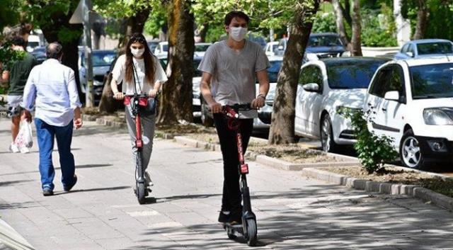 Dikkat her an ceza kesilebilir! 5 milyon kişi scooter kullanıyor ama yeni düzenlemelerden haberleri olmadan