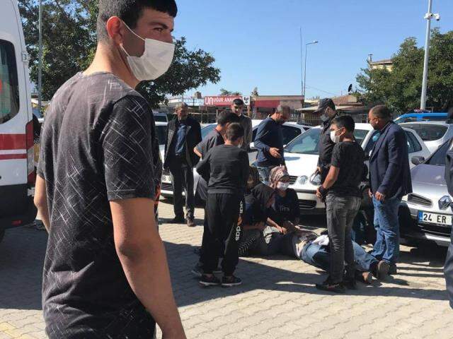 Boşanma davası için geldiği adliyede sinir krizi geçirerek harakiri yaptı Boşanma davası için geldiği adliyede sinir krizi geçirerek harakiri yaptı