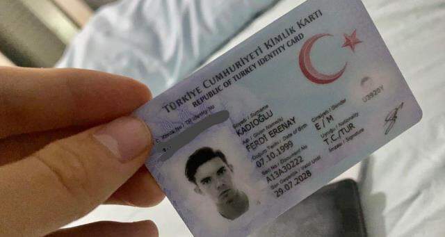 Yine kaos! Ferdi Kadıoğlu'nun babasından Stefan Kuntz'a kimlikli gönderme Yine kaos! Ferdi Kadıoğlu'nun babasından Stefan Kuntz'a kimlikli gönderme