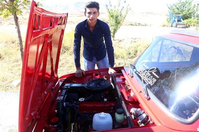 1974 model Murat 124 için 60 bin TL harcadı, aracın son halini görenler gözlerine inanamıyor 1974 model Murat 124 için 60 bin TL harcadı, aracın son halini görenler gözlerine inanamıyor