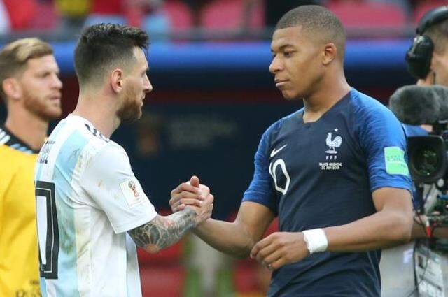 Mbappe, PSG'den ayrılmak istediğini doğruladı: Messi ile alakası yok, R.Madrid hayalimin kulübü Mbappe, PSG'den ayrılmak istediğini doğruladı: Messi ile alakası yok, R.Madrid hayalimin kulübü