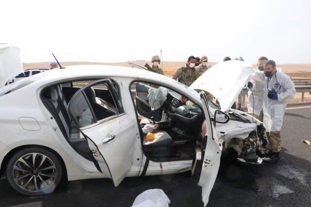 Şanlıurfa'da ateş açılan otomobildeki baba öldü, oğlu yaralandı