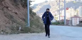 Omurga eğriliği ve kamburluk hastalığı çocuklar yüzerek ameliyattan kurtuluyor