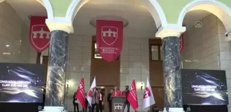 Uluslararası Balkan Üniversitesinde mezuniyet heyecanı