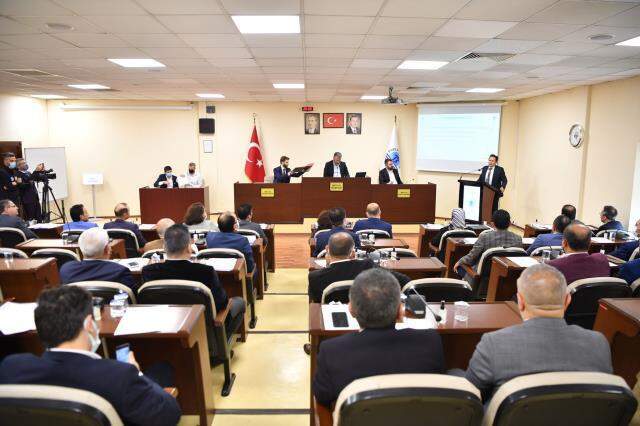 Tuzla Belediye Başkanı Dr. Şadi Yazıcı, İBB'ye bitmeyen yol tepkisi: Allah rızası için bitirin, vatandaş bizden biliyor