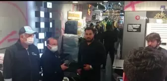 Temizlik görevlisinden örnek davranış, içi para dolu çantayı polise teslim etti