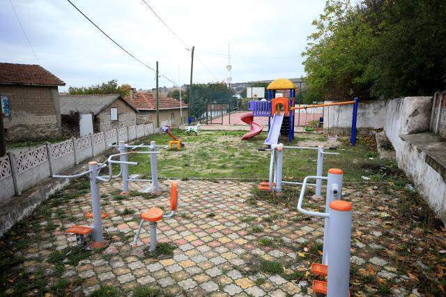 Her şeyi devletten beklemeyen muhtar, köyüne 3 milyon liralık hizmet kazandırdı