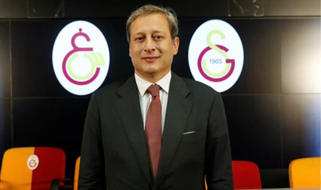 Galatasaray'da Başkan Burak Elmas'a tarihi yetki verildi