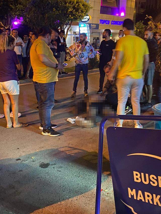 Restoranda 'Köpeğin bana değdi' kavgası kanlı bitti: 1 ölü, 1 ağır yaralı Restoranda 'Köpeğin bana değdi' kavgası kanlı bitti: 1 ölü, 1 ağır yaralı