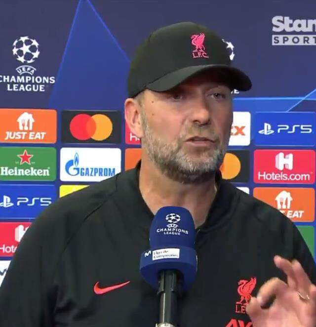 Böyle fırça görülmedi! Liverpool'un hocası Klopp, muhabiri fena haşladı Böyle fırça görülmedi! Liverpool'un hocası Klopp, muhabiri fena haşladı