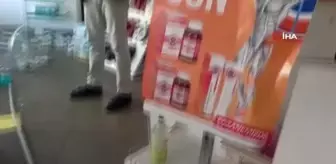 Vitesi karıştırınca, eczaneye girdi