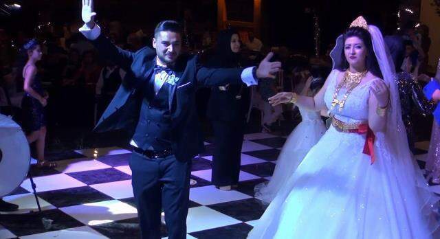 Eşi tarafından darbedilerek öldürülen kadının cenazesinde şoke eden tepki: Senin yerine 10 adam almazsam Eşi tarafından darbedilerek öldürülen kadının cenazesinde şoke eden tepki: Senin yerine 10 adam almazsam