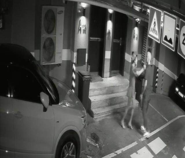 Feyza Aktan'ın, eski eşi Özcan Deniz'i tokatladığı anlara ait görüntüler ortaya çıktı Feyza Aktan'ın, eski eşi Özcan Deniz'i tokatladığı anlara ait görüntüler ortaya çıktı